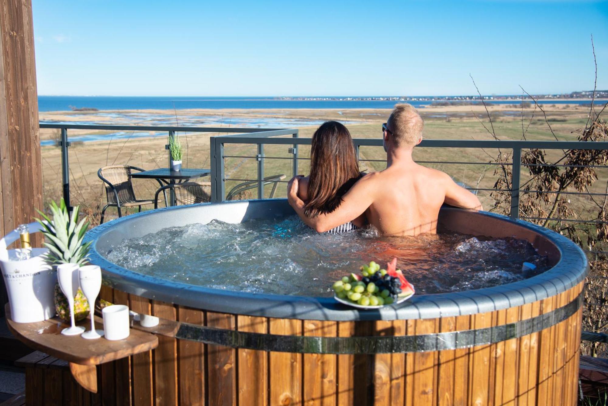 Nowe Domki Deluxe Z Widokiem Na Zatoke Z Basenem I Sauna Oslonino Esterno foto