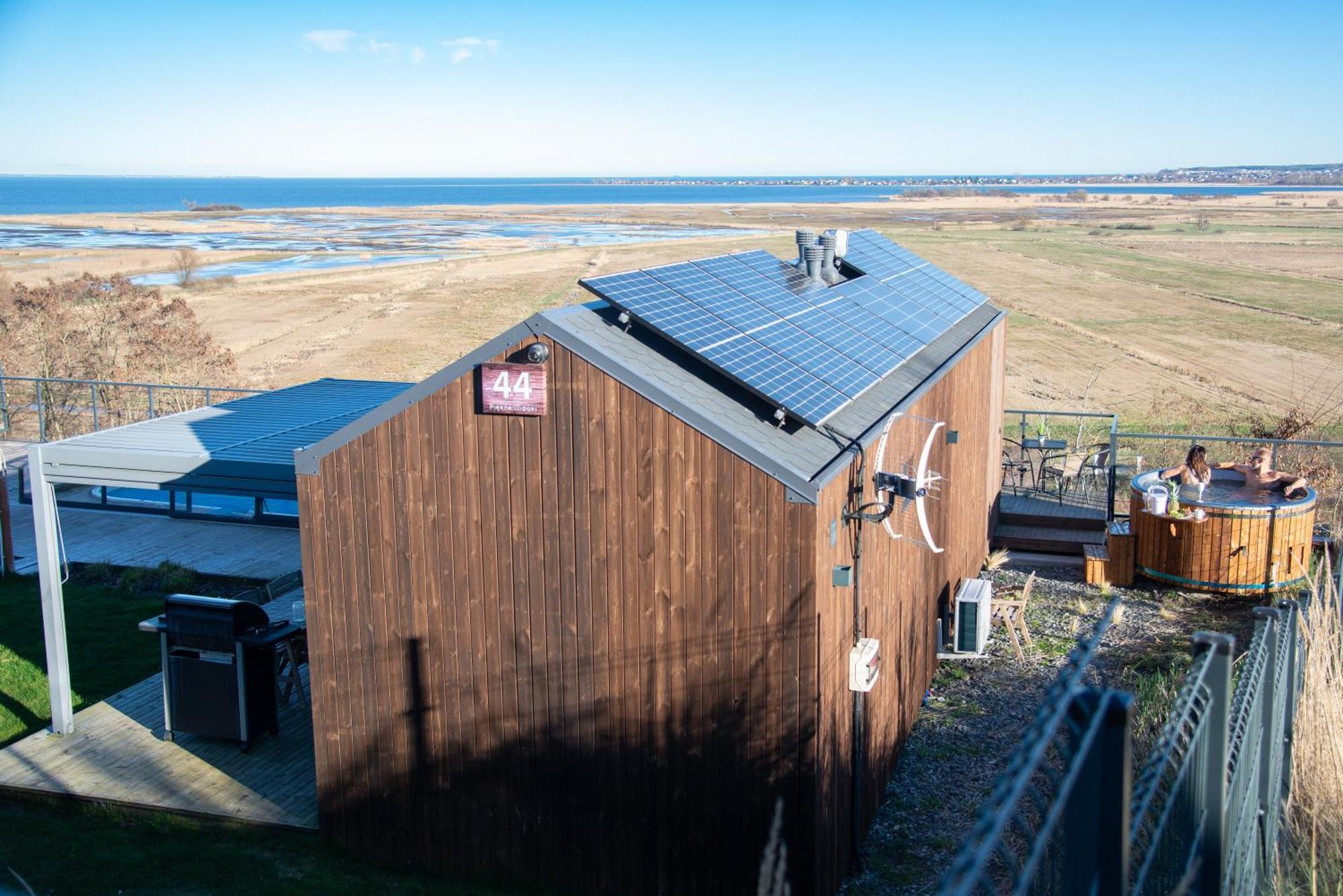 Nowe Domki Deluxe Z Widokiem Na Zatoke Z Basenem I Sauna Oslonino Esterno foto